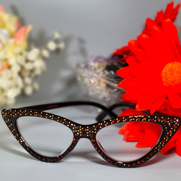 “Adrienne” Rhinestone Reader - Picture 6 of 8